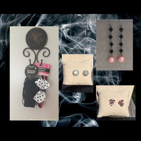 Headwraps and Earrings - Picture 1 of 7